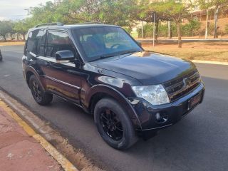 Pajero HPE Full 3.2 4x4 T.I.Dies.3p Aut.