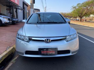 Civic Sedan LXS 1.8/1.8 Flex 16V Aut. 4p