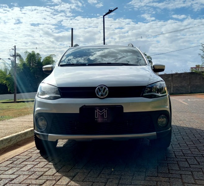Veculo: Volkswagen - CrossFox - 1.6 Flex em Ribeiro Preto