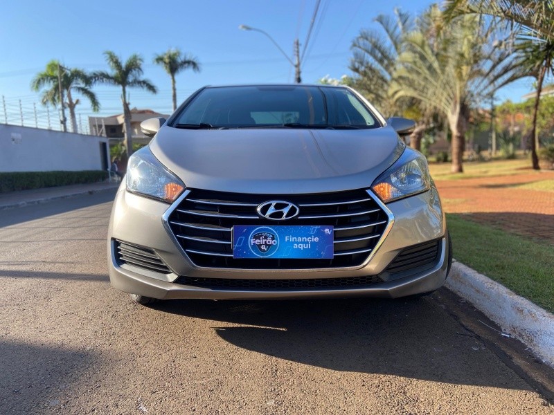 Veculo: Hyundai - HB 20 Sedan - 1.6 em Sertozinho