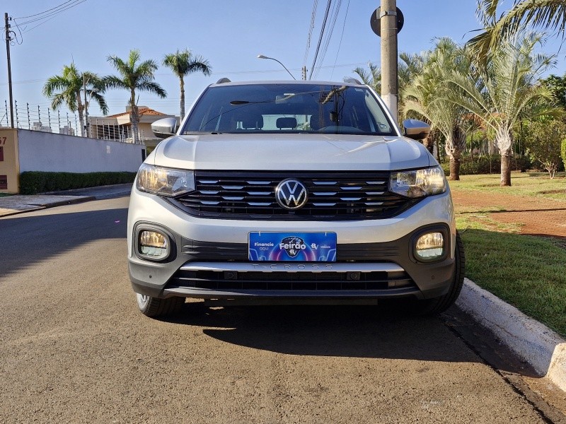 Veculo: Volkswagen - T-Cross - 1.0 Turbo  em Sertozinho