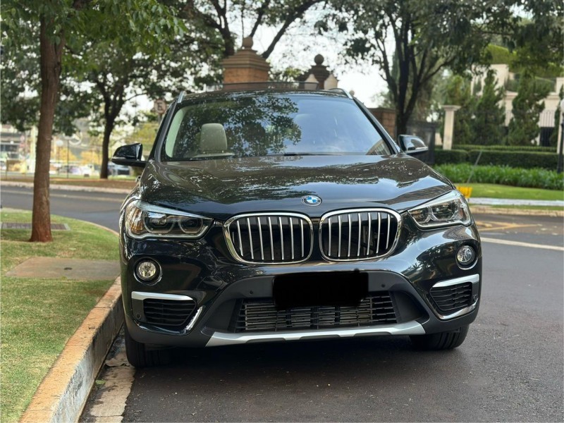 Veculo: BMW - X1 - Sdrive 20i em Ribeiro Preto