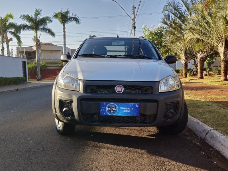 Veculo: Fiat - Strada - CE 1.4 em Sertozinho