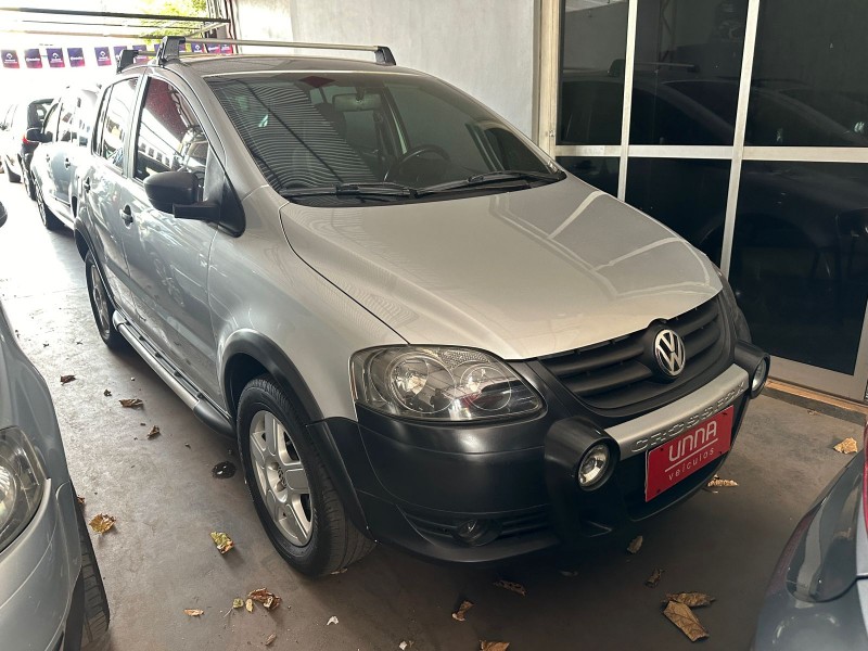 Veculo: Volkswagen - CrossFox - 1.6 em Ribeiro Preto