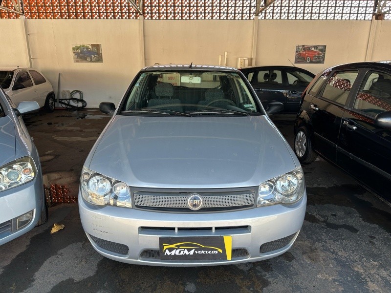 Veculo: Fiat - Palio - 1.0 em Ribeiro Preto