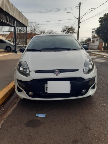 Veculo: Fiat - Punto - BLACKMOTION 1.8  em Orlndia