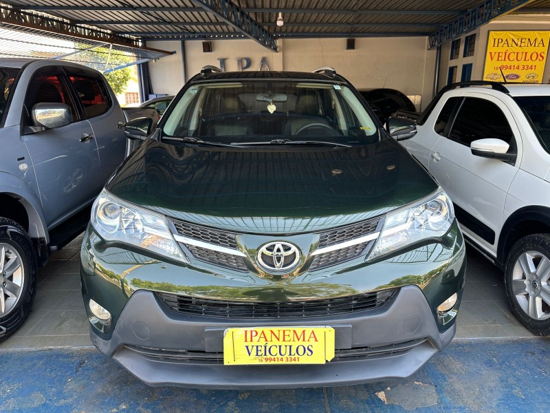 Veculo: Toyota - RAV -  em Ribeiro Preto