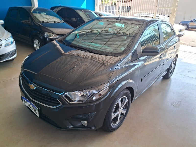 Veculo: Chevrolet (GM) - Onix - 1.4 LTZ em Brodowski