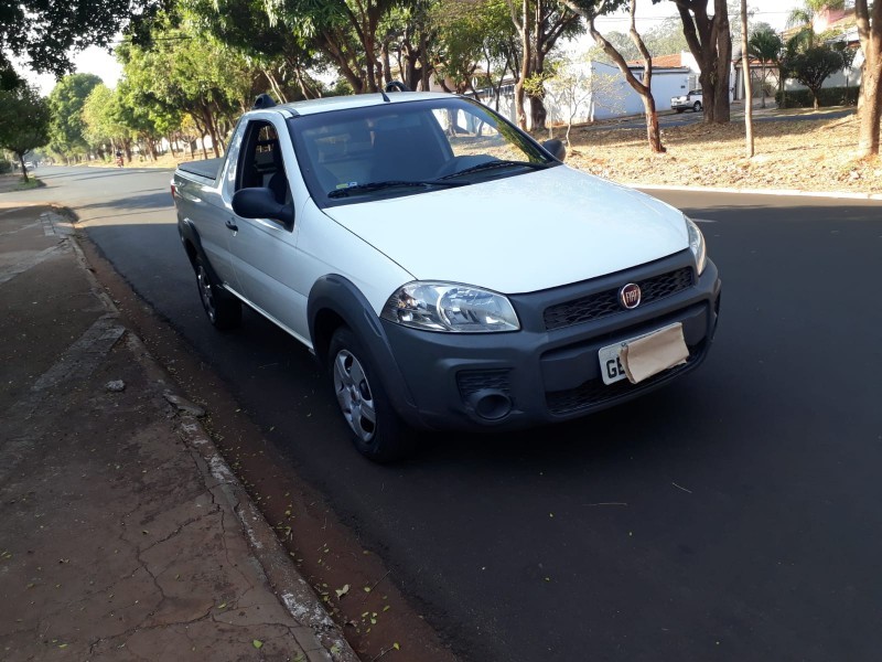 Veculo: Fiat - Strada - HARD WORKING 1.4   COMPLETA em Ribeiro Preto