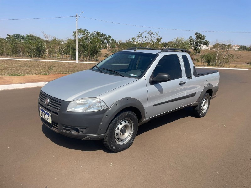 Veculo: Fiat - Strada - HARD WORKING CE 1.4 COMPLETO em Sertozinho