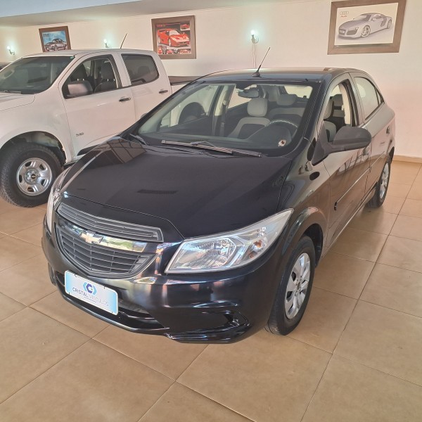 Veculo: Chevrolet (GM) - Onix - LS 1.0 Completo em Ribeiro Preto