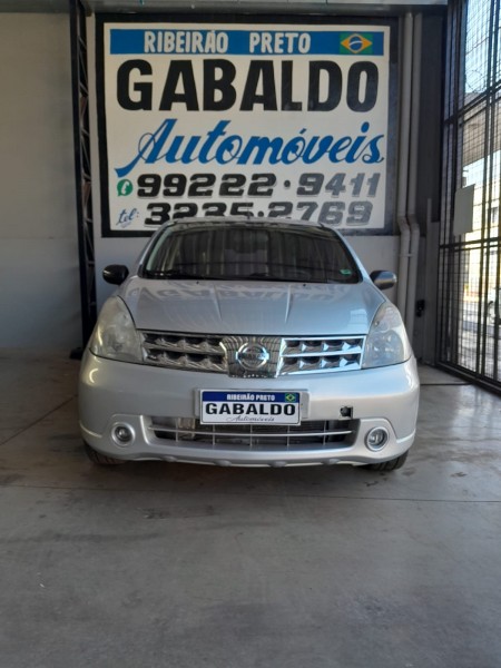 Veculo: Nissan - Livina - 1.6 em Ribeiro Preto