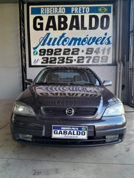 Veculo: Chevrolet (GM) - Astra Hatch - 2.0 em Ribeiro Preto