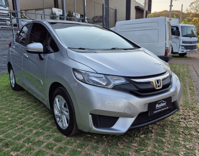 Veculo: Honda - Fit - 1.5 LX 16V FLEX 4P AUTOMTICO em Ribeiro Preto