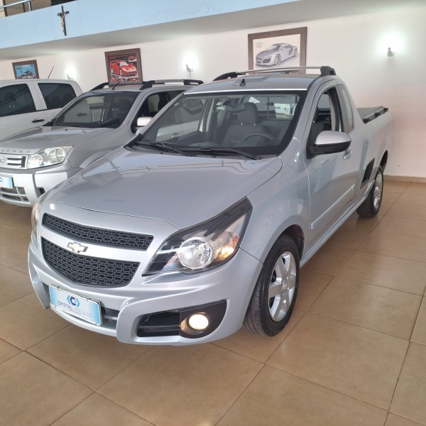 Veculo: Chevrolet (GM) - Montana - Sport 1.4 Flex em Ribeiro Preto