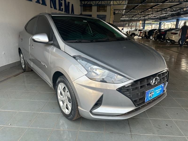 Veculo: Hyundai - HB 20 Sedan - 4P.  em Ribeiro Preto