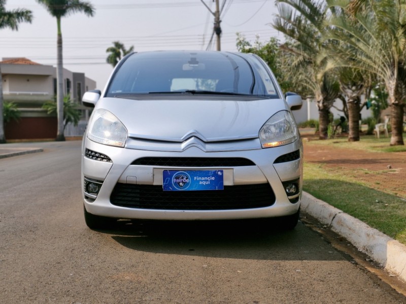 Veculo: Citroen - C4 Picasso -  em Sertozinho