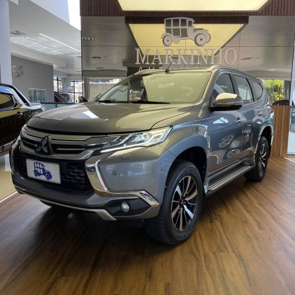 Veculo: Mitsubishi - Pajero - Sport HPE 2.4 4x4 7Lugar em Franca