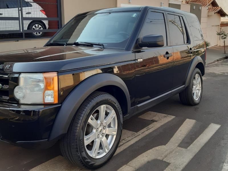 Veculo: Land Rover - Discovery - 3 TDV6S Aut. 4P.    em Orlndia