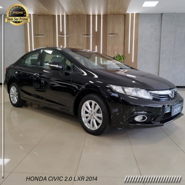 Veculo: Honda - Civic - LXR 2.0 em Batatais