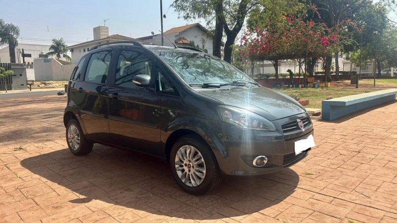 Veculo: Fiat - Idea - ATTRACTIVE 1.4 em Sertozinho