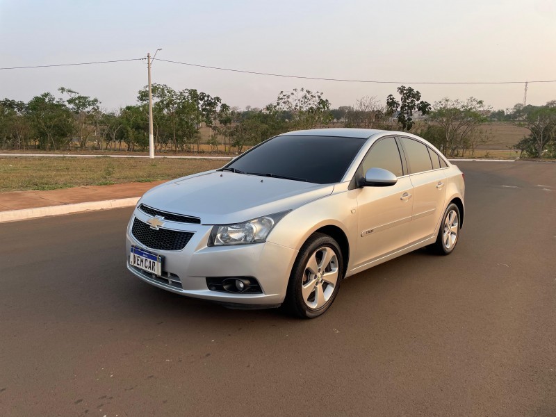 Veculo: Chevrolet (GM) - Cruze - LT SEDAN 1.8 FLEX AUTOMATICO em Sertozinho