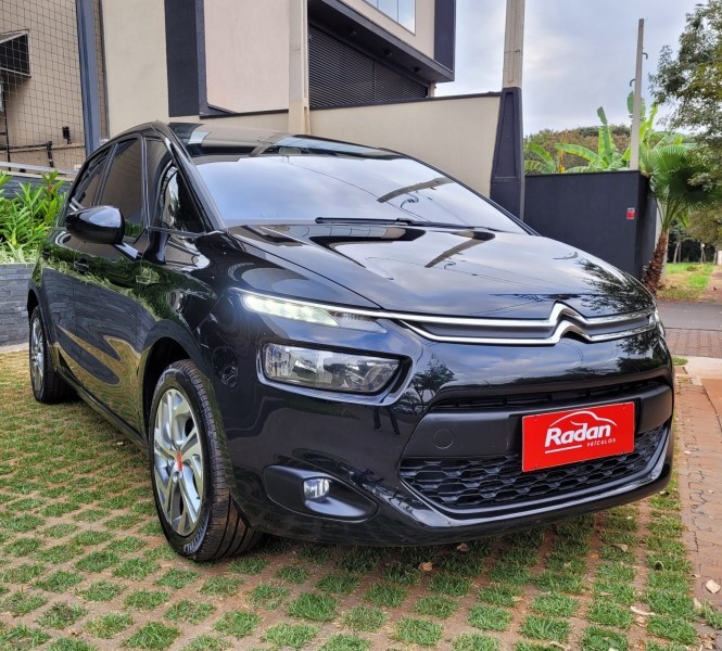 Veculo: Citroen - C4 Picasso - 1.6 SEDUCTION 16V TURBO GASOLINA 4P AUTOMTICO em Ribeiro Preto