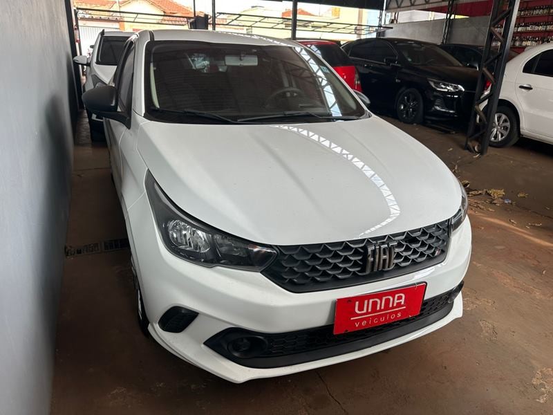 Veculo: Fiat - Argo - Drive 1.0 4P.  em Ribeiro Preto