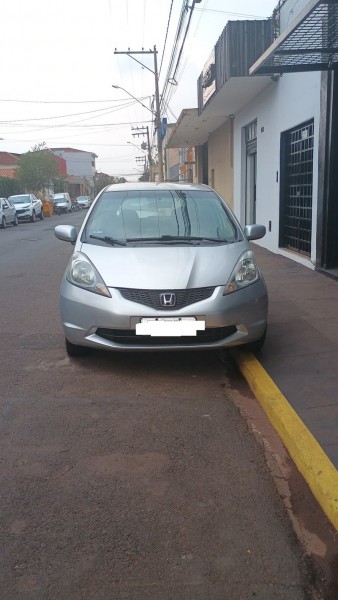 Veculo: Honda - Fit - 1.4 Aut. 4P.  em Ribeiro Preto