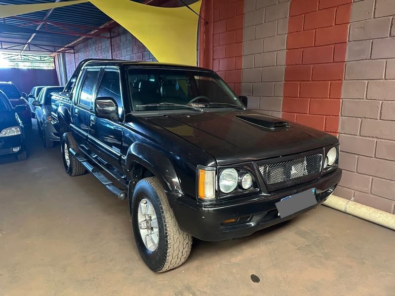 Veculo: Mitsubishi - L-200 - 4X4 GLS 4P.  em Ribeiro Preto