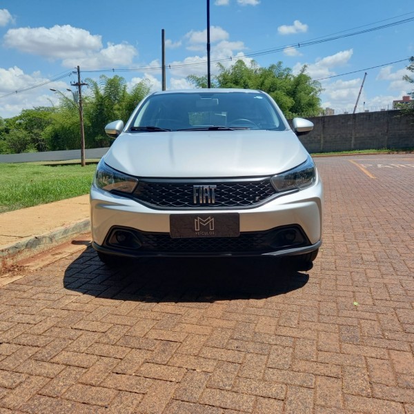 Veculo: Fiat - Argo - 1.0 drive em Ribeiro Preto