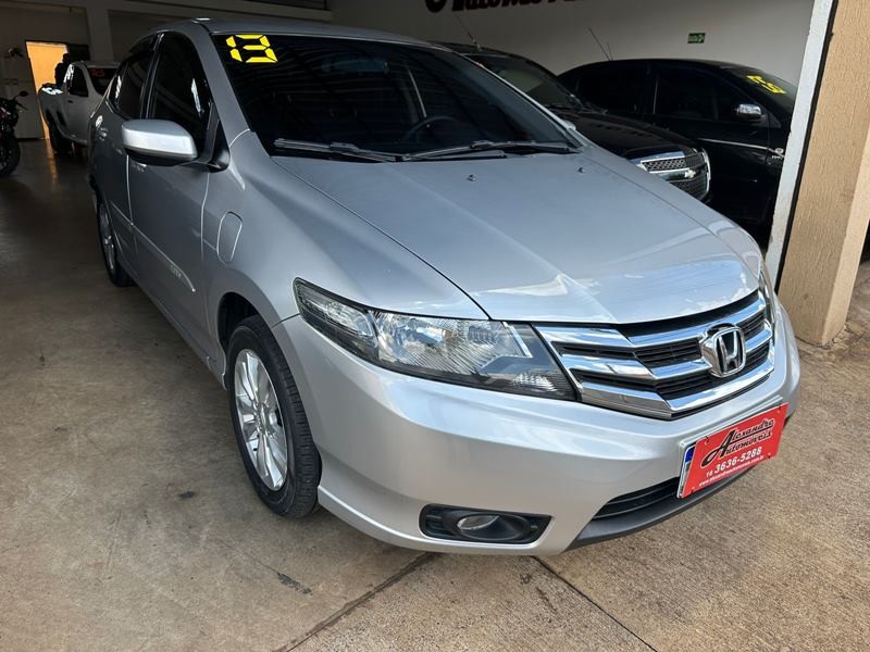 Veculo: Honda - City - LX Aut. 4P.  em Ribeiro Preto