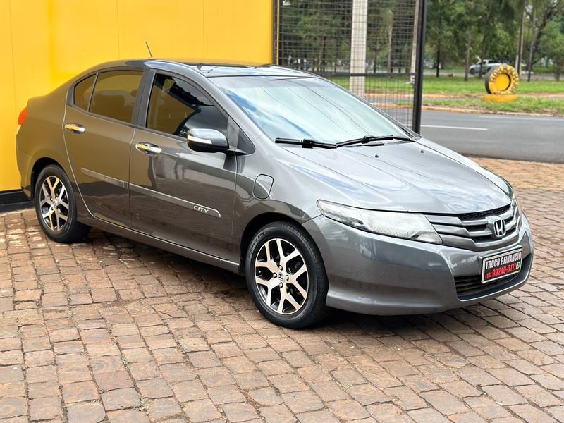 Veculo: Honda - City - EX 1.7 4P. em Ribeiro Preto