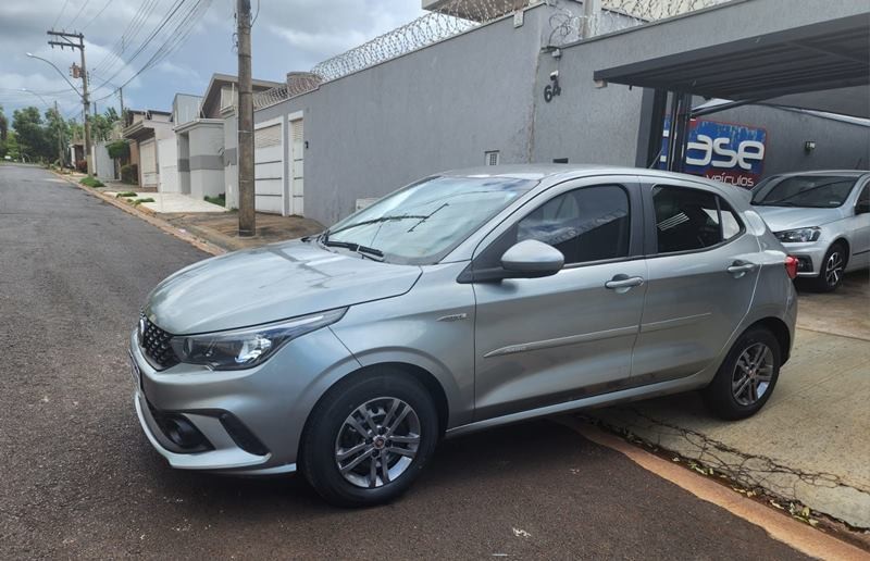 Veculo: Fiat - Argo - Drive Fire Fly 1.0 Flex em Ribeiro Preto