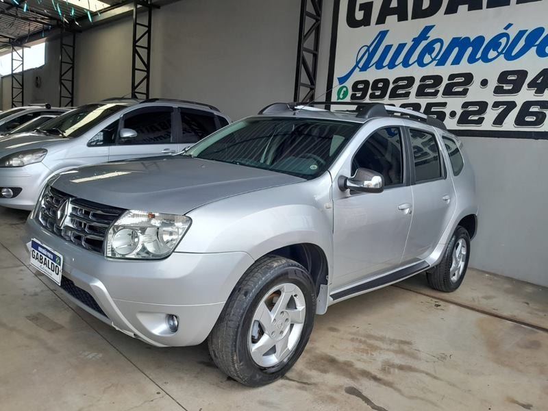 Veculo: Renault - Duster - 2.0 Aut. 4P.  em Ribeiro Preto