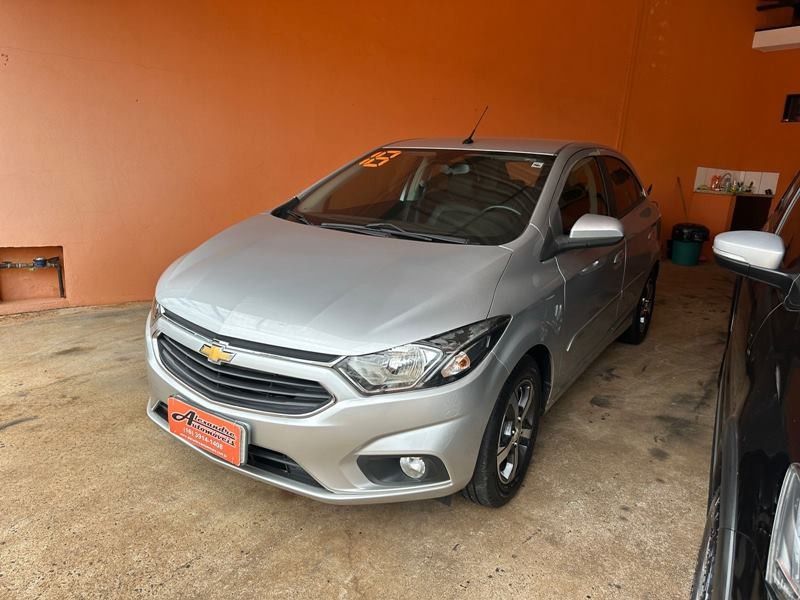 Veculo: Chevrolet (GM) - Onix - LTZ 4P.  em Ribeiro Preto