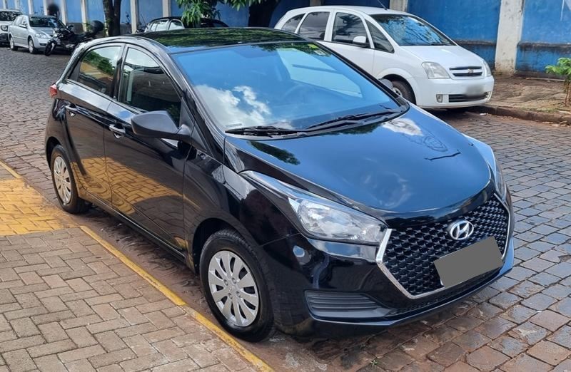 Veculo: Hyundai - HB 20 - Unique 1.0 4P. Completo em Ribeiro Preto