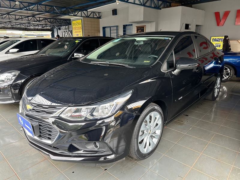 Veculo: Chevrolet (GM) - Cruze - LT  em Ribeiro Preto