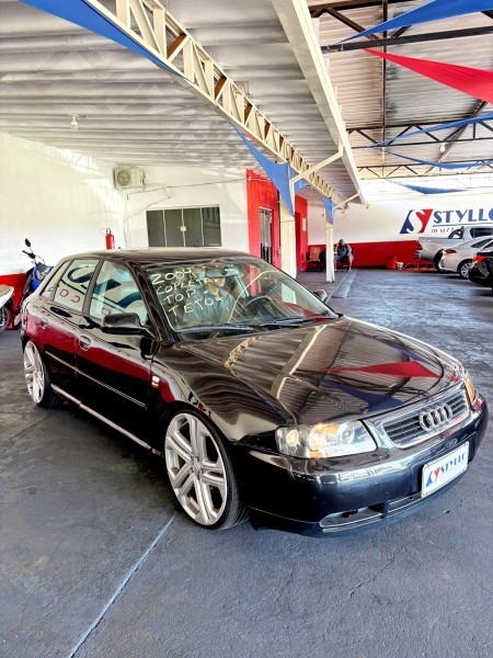 Veculo: Audi - A3 - 1.8  em Sertozinho