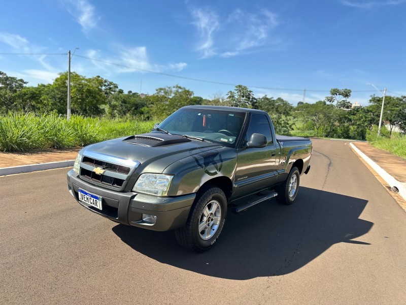 Veculo: Chevrolet (GM) - S-10 - CS 2.4 FLEX COMPLETO ! RARIDADE em Sertozinho