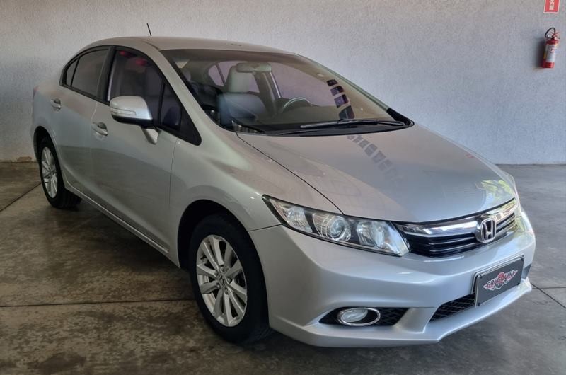 Veculo: Honda - Civic - LXR 2.0 Aut. 4P. em Ribeiro Preto