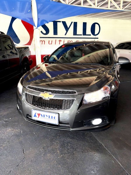 Veculo: Chevrolet (GM) - Cruze - 1.8 LTZ Sedan em Sertozinho