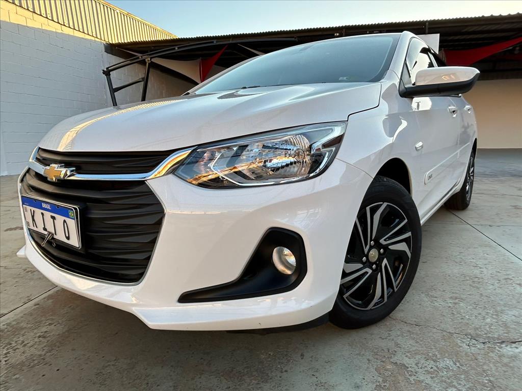 Veculo: Chevrolet (GM) - Onix - 1.0 FLEX MANUAL em Ribeiro Preto