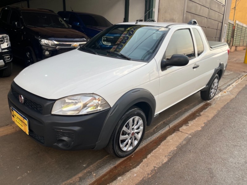 Veculo: Fiat - Strada - STRADA em Ribeiro Preto