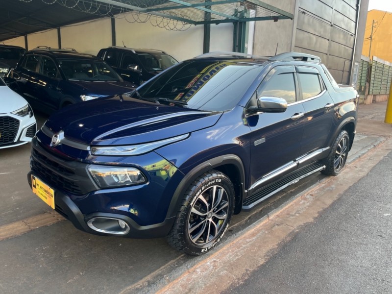 Veculo: Fiat - Toro - TORO em Ribeiro Preto