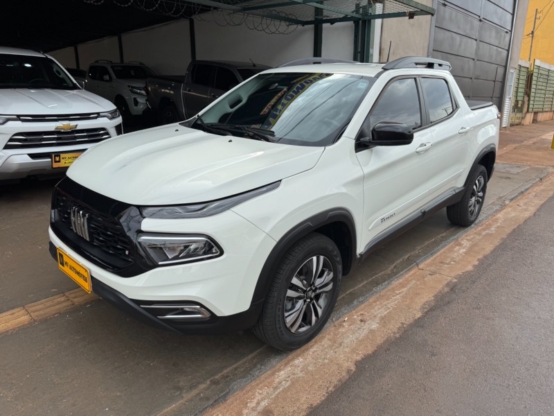 Veculo: Fiat - Toro - TORO em Ribeiro Preto