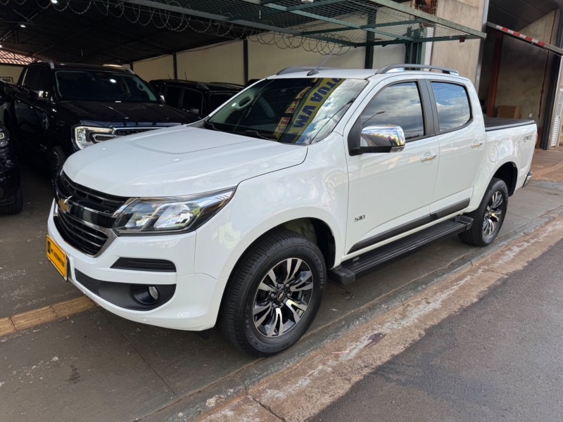 Veculo: Chevrolet (GM) - S-10 - S10 em Ribeiro Preto