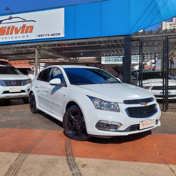Veculo: Chevrolet (GM) - Cruze - CRUZE em Ribeiro Preto