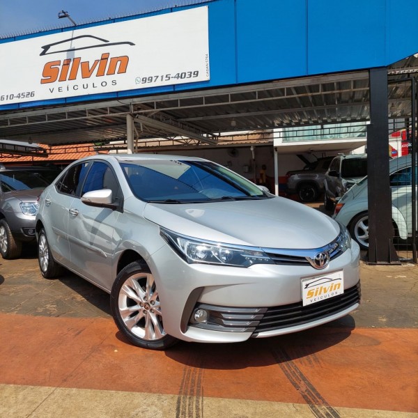 Veculo: Toyota - Corolla - COROLLA em Ribeiro Preto