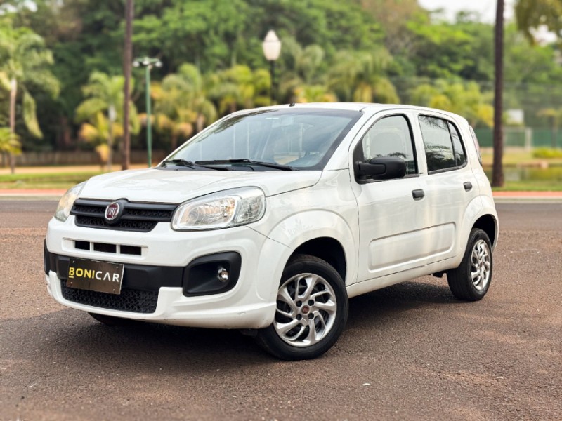 Veculo: Fiat - Uno -  em Sertozinho